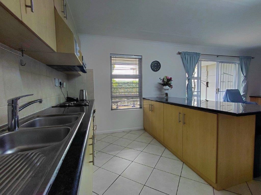 1 Bedroom Property for Sale in Whispering Pines Western Cape